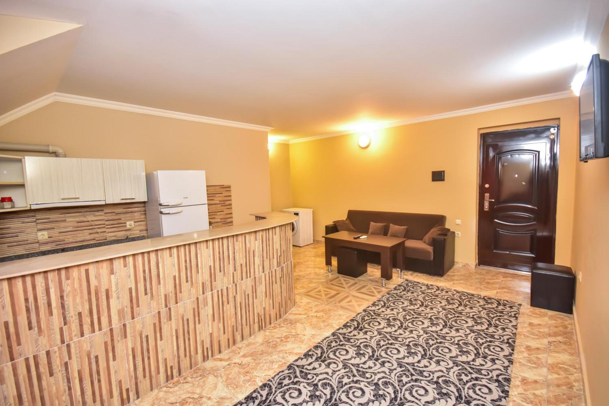 Family Apartments In Batumi Exteriör bild